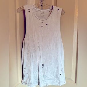 Distressed Tank